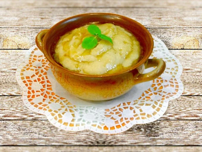Гамула — запечений яблучний мус із медом, легкий десерт Наддніпрянщини