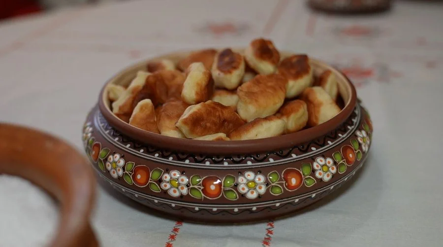 Шпачки — обрядові цибулеві пиріжки на проводини і повернення, Городищина Черкащини